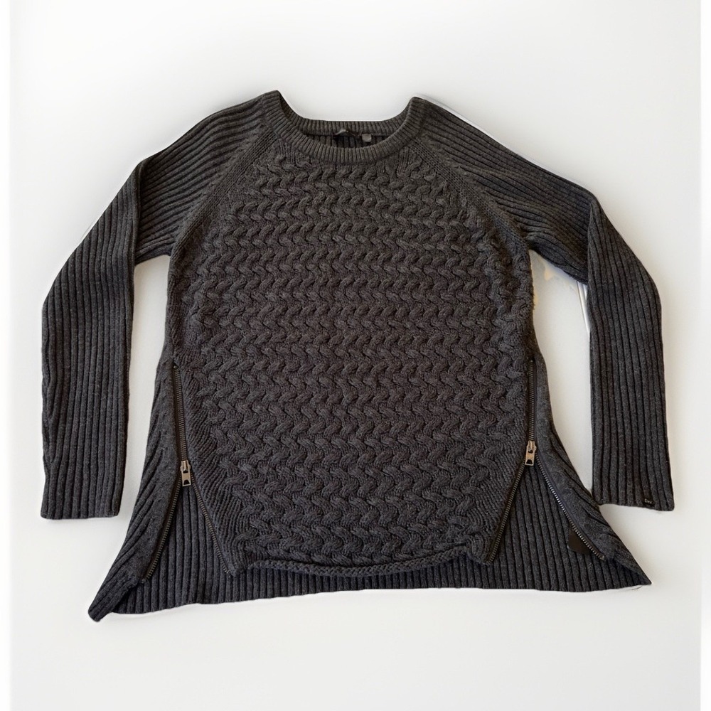 3/$25 Sale! Dex Sweater Women's Large Dark Gray Zipper Accents‎ Cable Knit